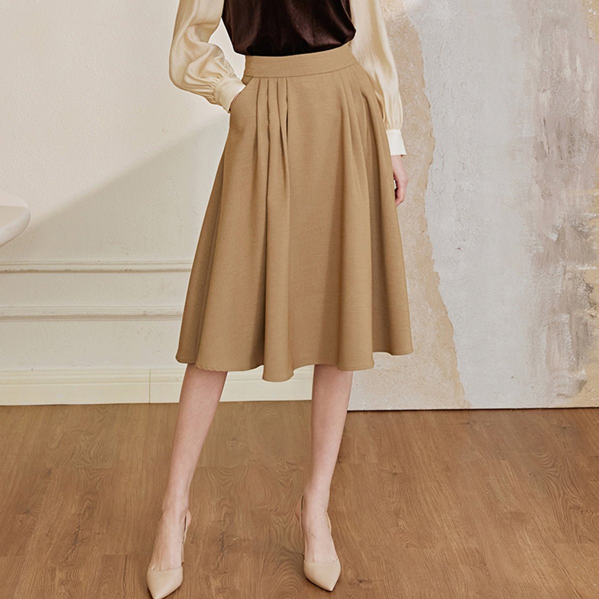 Chic Khaki Pleated Wrap Skirt